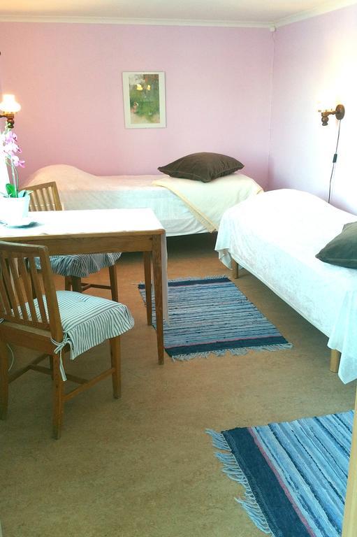 Stora Djuloe Vandrarhem Katrineholm Oda fotoğraf